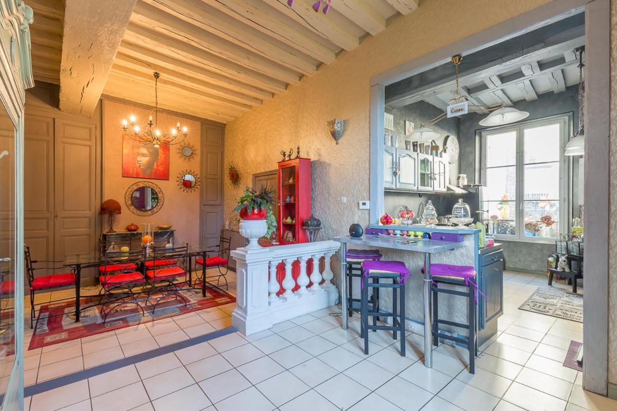 Le Logis De Lancelot Elegant Home City Center Sens Bagian luar foto