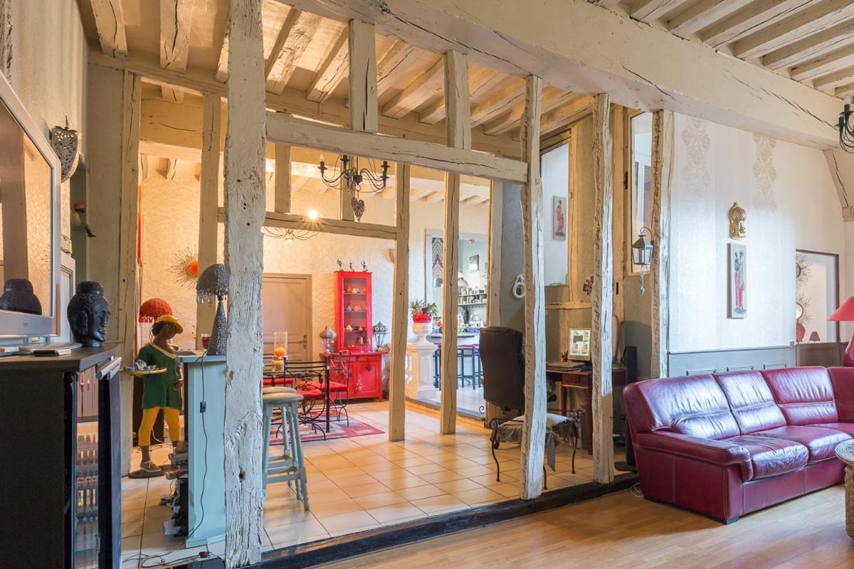 Le Logis De Lancelot Elegant Home City Center Sens Bagian luar foto